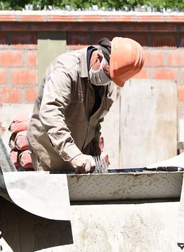 Contrapiso Ultraliviano de Aerocement colocación de cemento